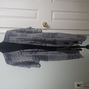 Black and white Cover up sz L/LX